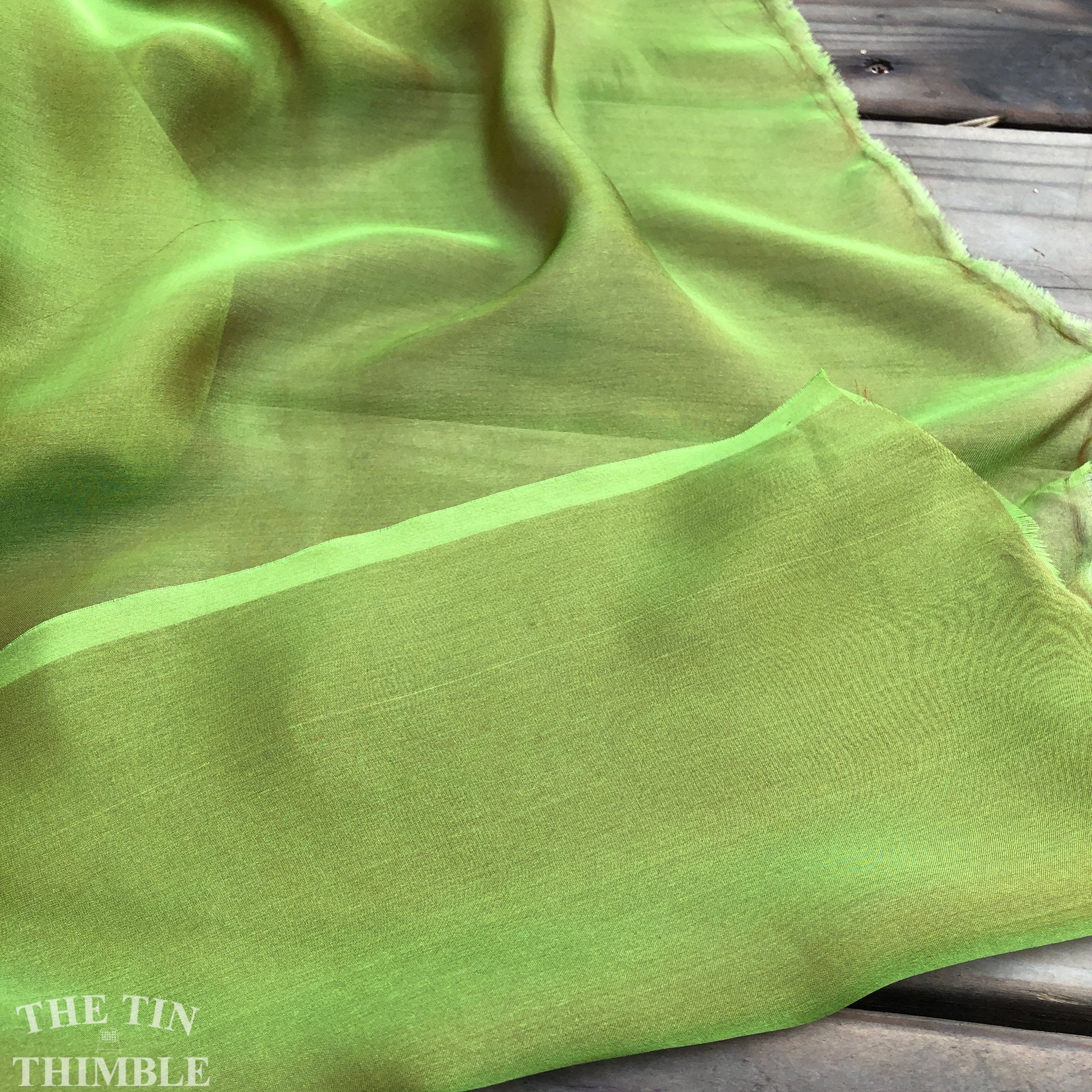 Iridescent Silk Chiffon Fabric by the Yard / Great for Nuno Felting / – The  Tin Thimble