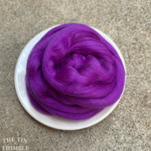 Load image into Gallery viewer, Theater Purple Superfine Merino Wool Roving - 1 oz - 19 Micron Roving for Felting, Weaving, Arm Knitting, Spinning and More
