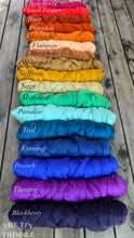 Load image into Gallery viewer, Peacock Blue Superfine Merino Wool Roving - 1 oz - 19 Micron Roving for Felting, Weaving, Arm Knitting, Spinning and More
