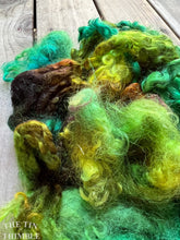 Load image into Gallery viewer, Mohair Locks for Felting, Spinning or Weaving - 1/4 Oz - Hand Dyed in the Color &#39;Earth&#39;
