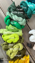 Load image into Gallery viewer, Clover Green Merino Wool Roving / 21.5 micron -1 oz- Nuno Felting / Wet Felting / Felting Supplies / Needle Felting / Fiber Supply
