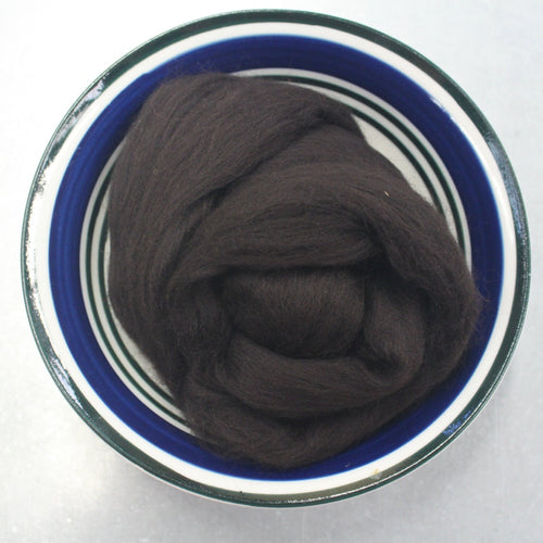 Bitter Chocolate Brown Merino Wool Roving / 21.5 micron -1 oz- Nuno Felting / Wet Felting / Felting Supplies / Needle Felting / Fiber Supply