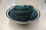 Tartan Green Merino Wool Roving / 21.5 micron -1 oz- Great for Nuno, Wet and Needle Felting - OEKO Tex 100 Certified