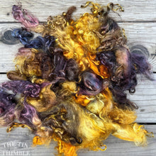 Load image into Gallery viewer, Adult Mohair Locks for Felting, Spinning or Weaving - 1/4 Oz - Hand Dyed in the Color &#39;Pansy&#39;
