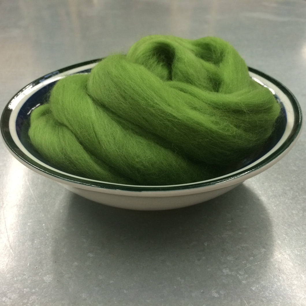Kiwi Green Merino Wool Roving / 21.5 micron -1 oz- Nuno Felting / Wet Felting / Felting Supplies / Needle Felting / Fiber Supply