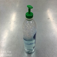 Load image into Gallery viewer, ONE Bottle Top Sprinkler / Nuno Felting Water Sprinkler / Wet Felting Tool / Laundry Sprinkler / Color May Vary / Ball Brause Alternative
