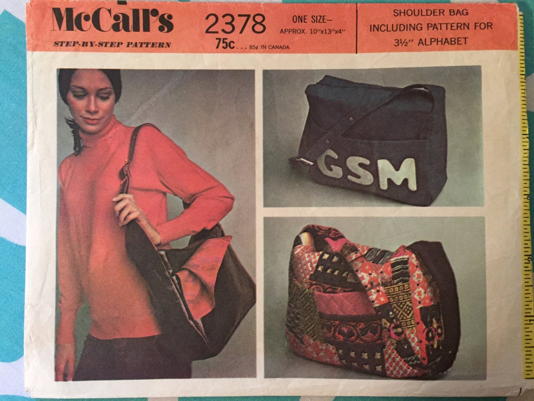 Vintage Shoulder Bag Pattern / 1970s McCall's 2378  - With Letters - UNCUT - Gym Bag Pattern / Luggage Pattern / 1970s Accessories