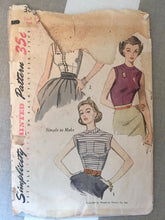 Load image into Gallery viewer, Simplicity Blouse Pattern #3891 Vintage 1950&#39;s - Incomplete - Size 14 Bust 32&quot; - 50s Simplicity / 1950s Blouse /
